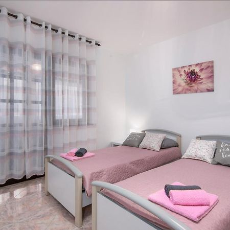 Apartment Palma Pula Luaran gambar