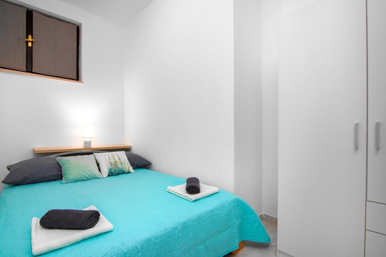 Apartment Palma Pula Luaran gambar