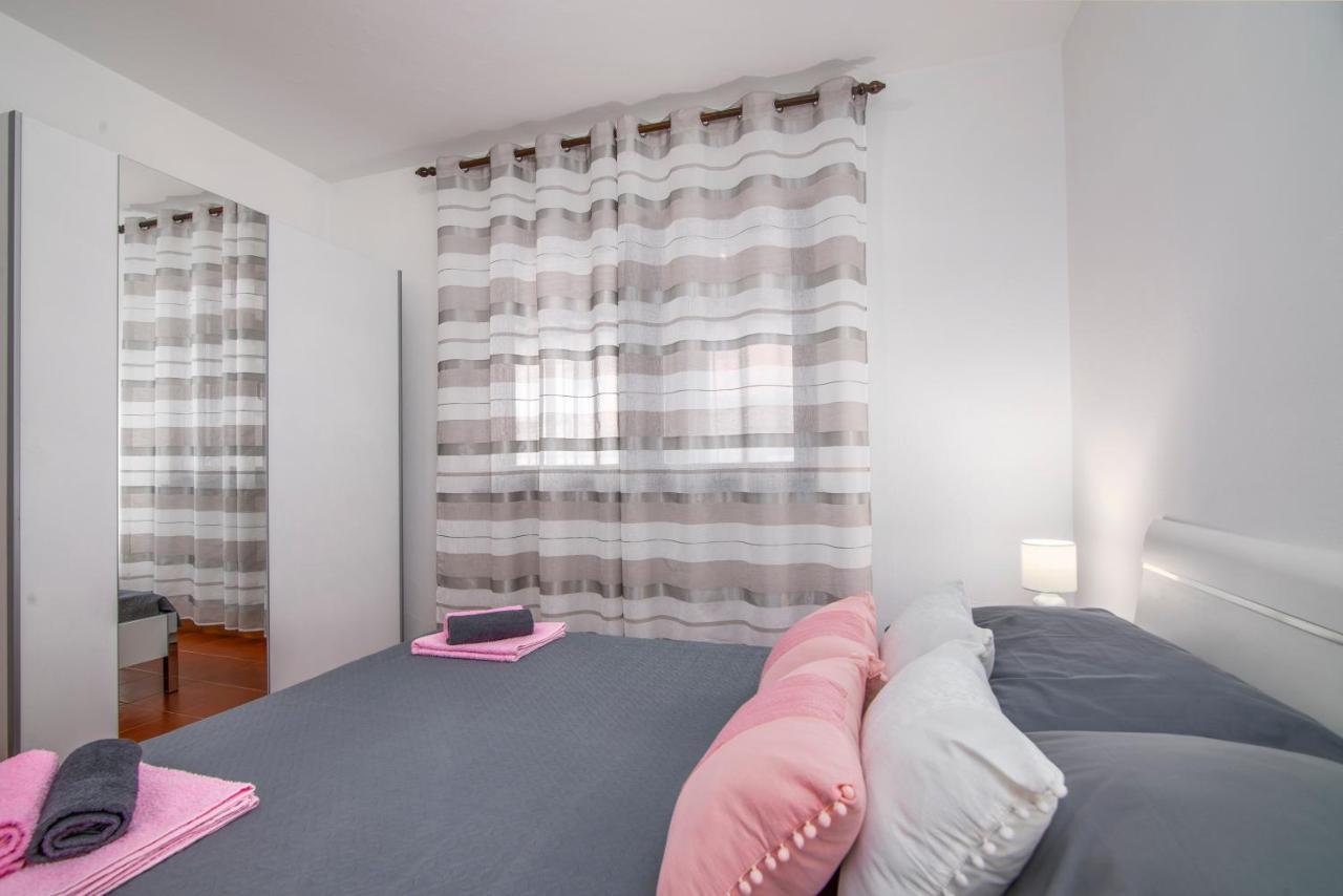 Apartment Palma Pula Luaran gambar