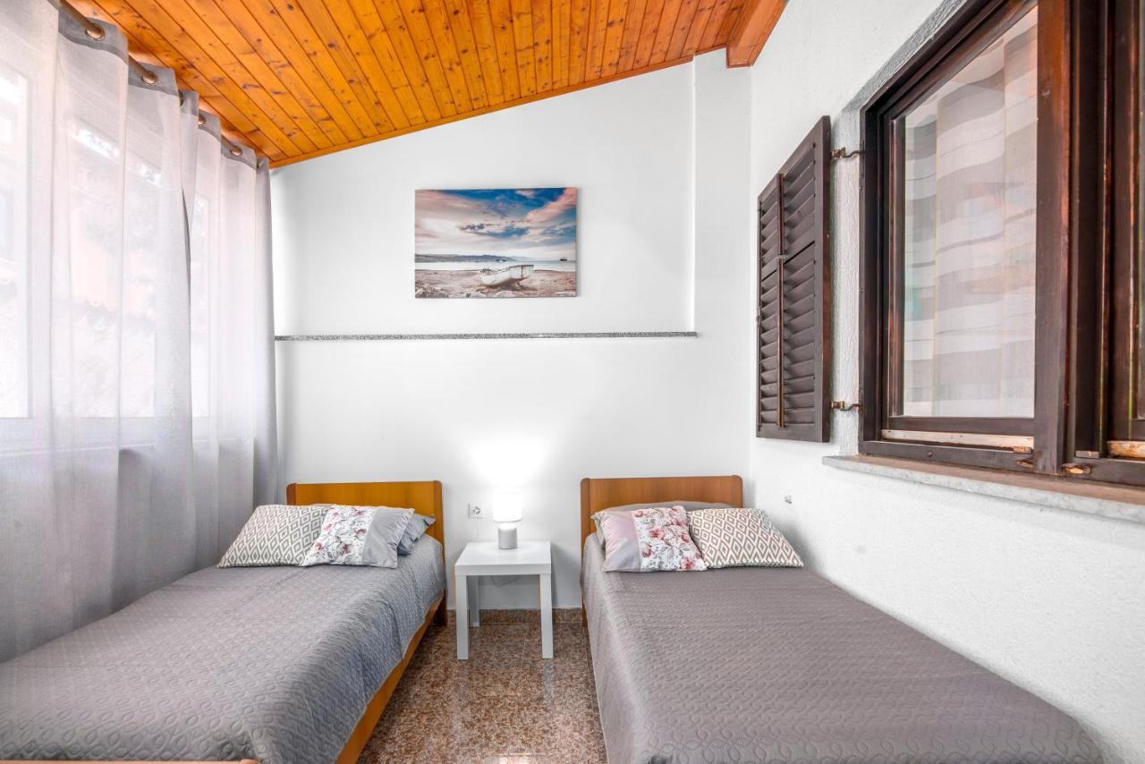 Apartment Palma Pula Luaran gambar